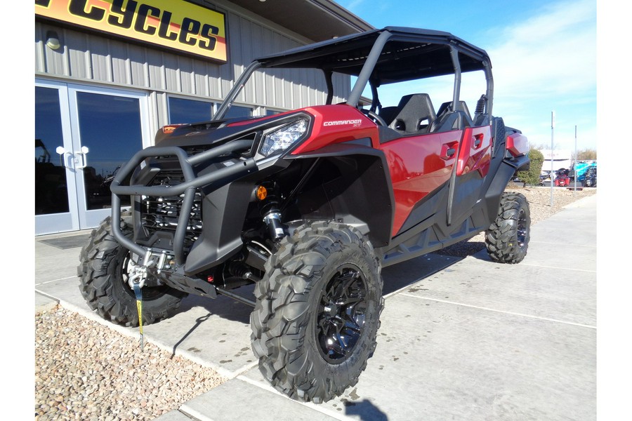 2024 Can-Am Commander Max XT 700 Red / Black