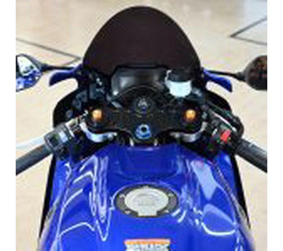 2023 Yamaha R7