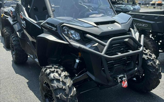 2025 Can-Am Commander XT 700