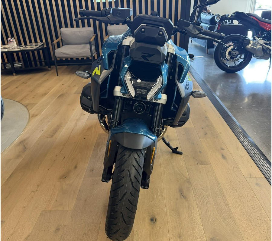 2026 BMW R 1300 R