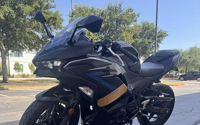2025 Kawasaki Ninja® 500 ABS