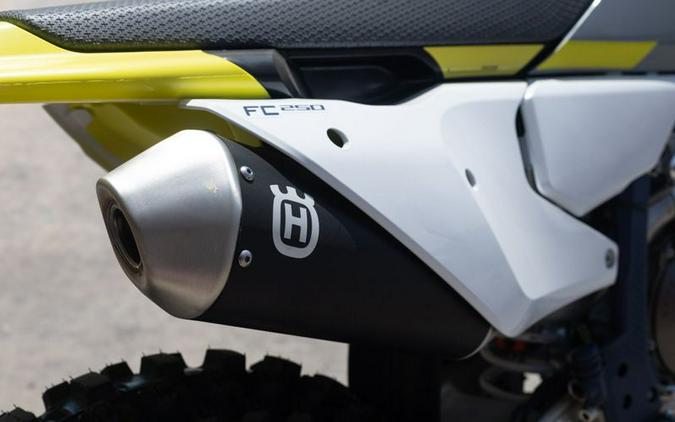 New 2024 HUSQVARNA FC 250 WHITE