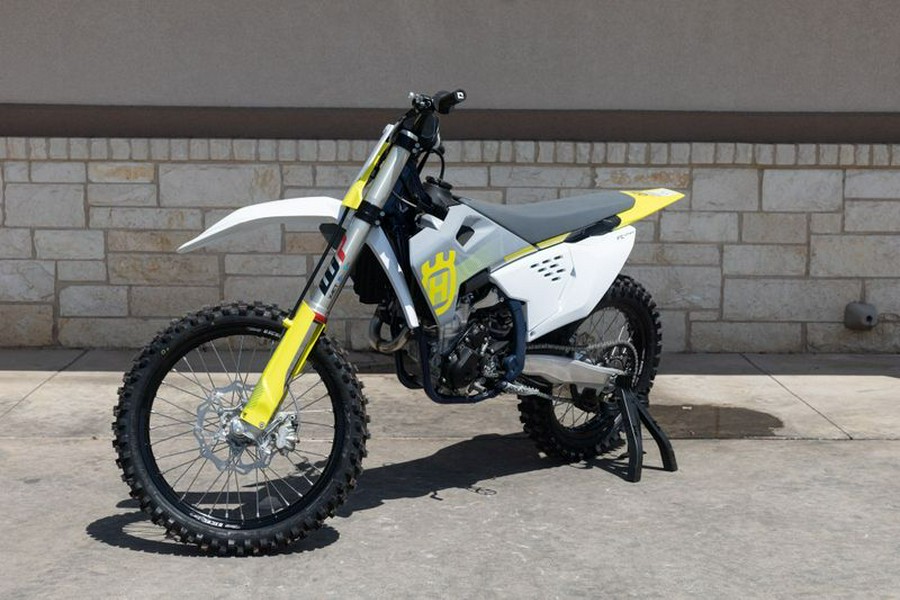 New 2024 HUSQVARNA FC 250 WHITE