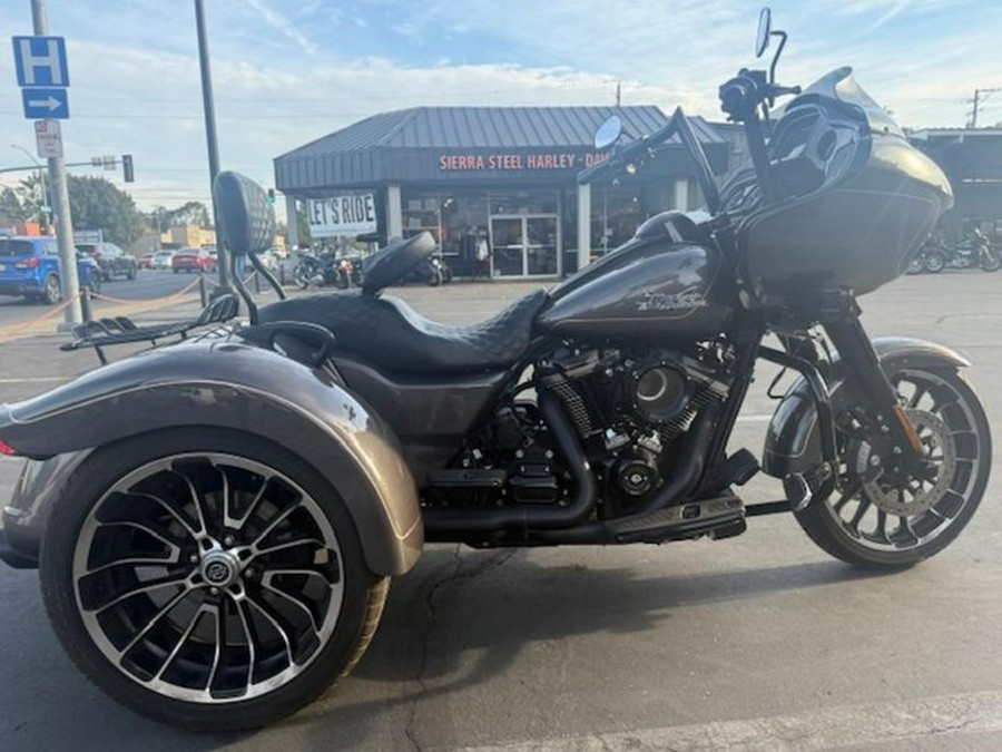 2023 Harley-Davidson® FLTRT - Road Glide® 3