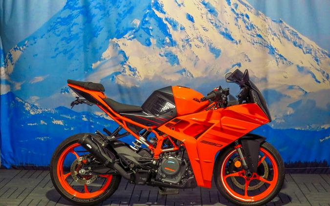 2024 KTM RC 390