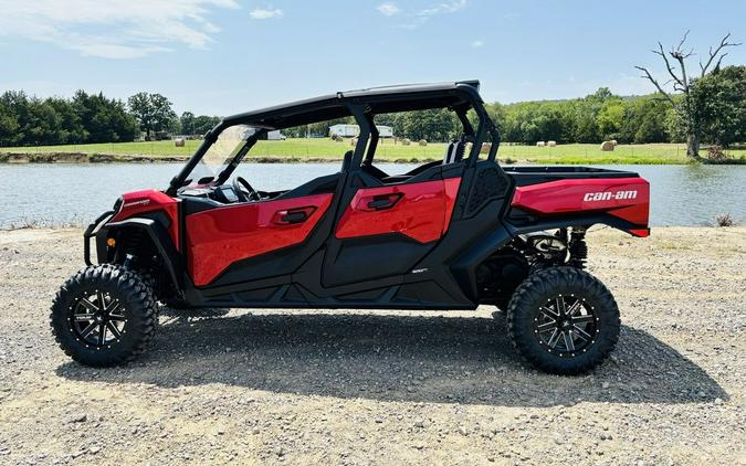 2026 Can-Am® Commander MAX XT 700