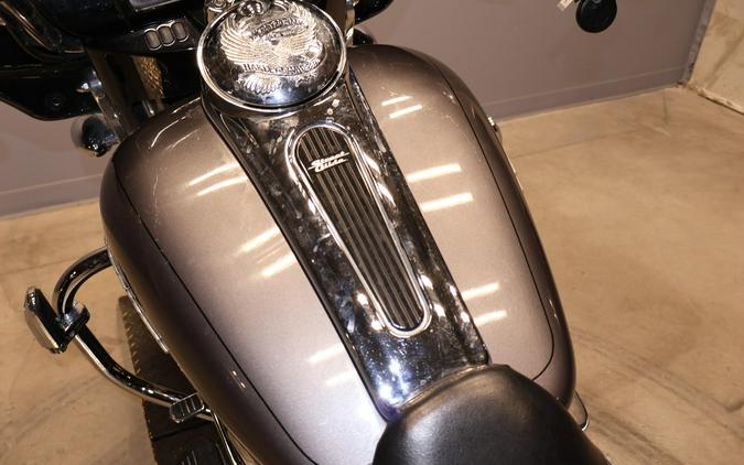 2015 Harley-Davidson Street Glide Special FLHXS