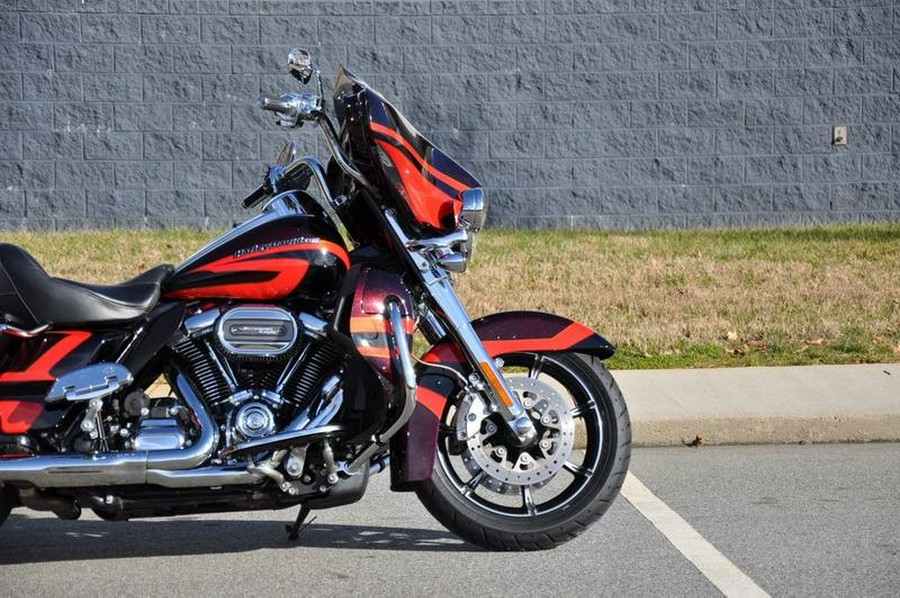 2017 Harley-Davidson® FLHTKSE - CVO™ Limited