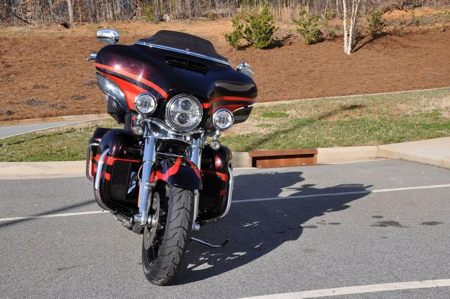 2017 Harley-Davidson® FLHTKSE - CVO™ Limited