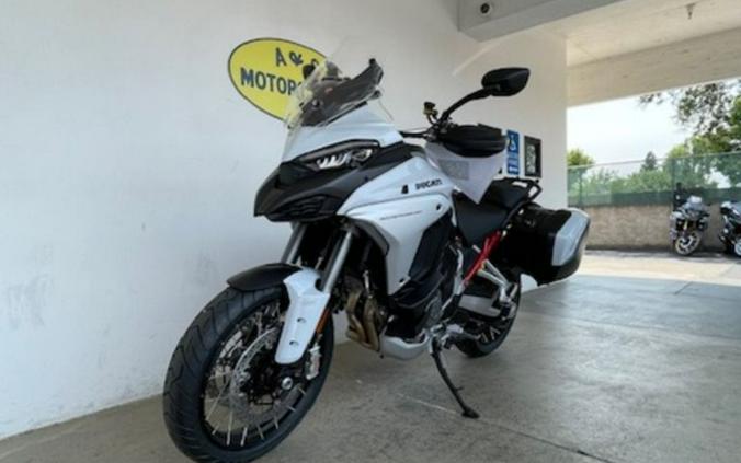 2024 Ducati Multistrada V4 S Travel & Radar Spoked Wheels Iceberg White