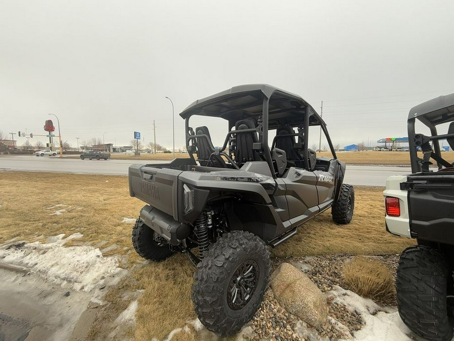 2025 Yamaha Wolverine RMAX4 1000 XT-R