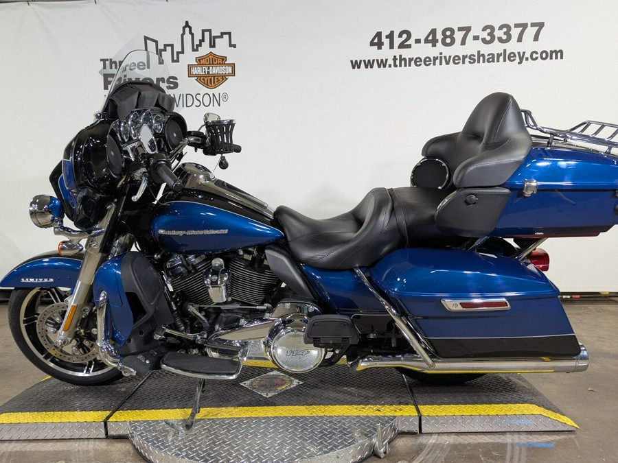 2022 Harley-Davidson Ultra Limited Reef Blue/Vivid Black