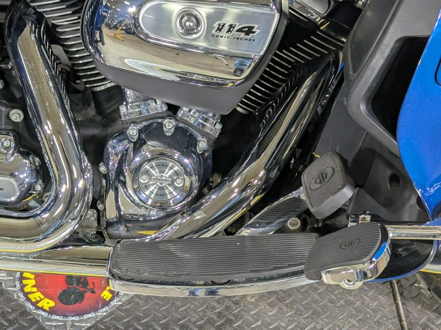 2022 Harley-Davidson Ultra Limited Reef Blue/Vivid Black