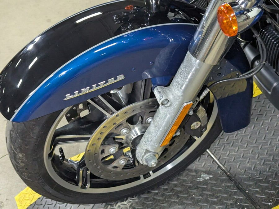 2022 Harley-Davidson Ultra Limited Reef Blue/Vivid Black