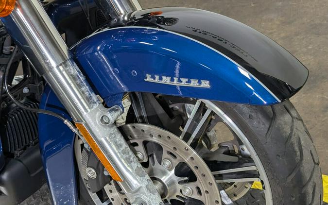 2022 Harley-Davidson Ultra Limited Reef Blue/Vivid Black
