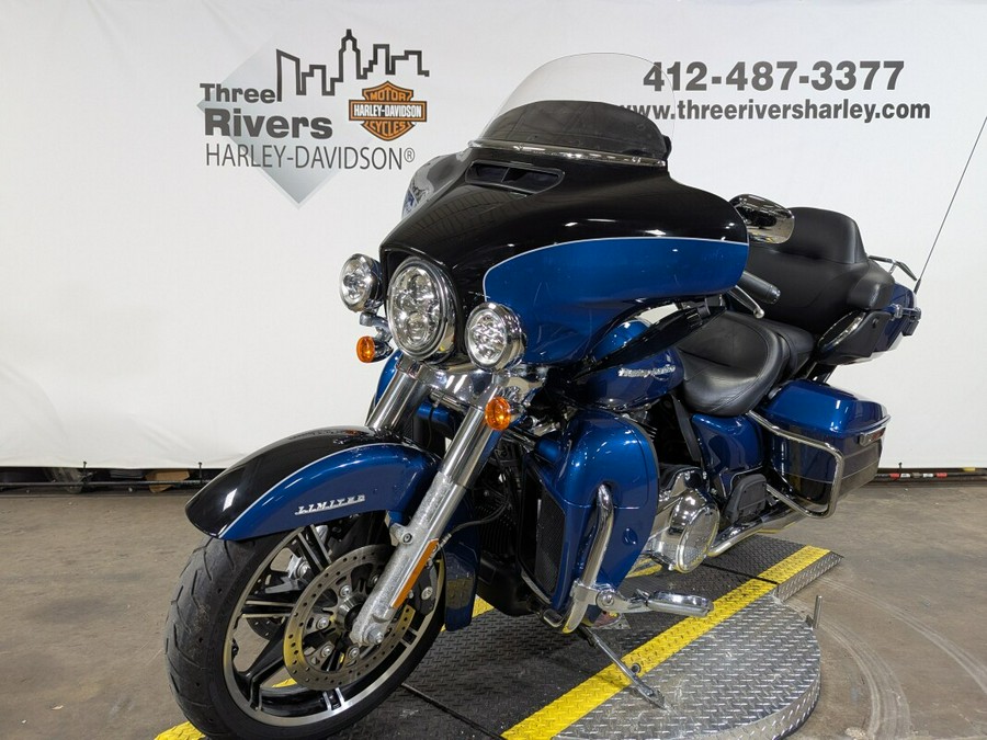 2022 Harley-Davidson Ultra Limited Reef Blue/Vivid Black