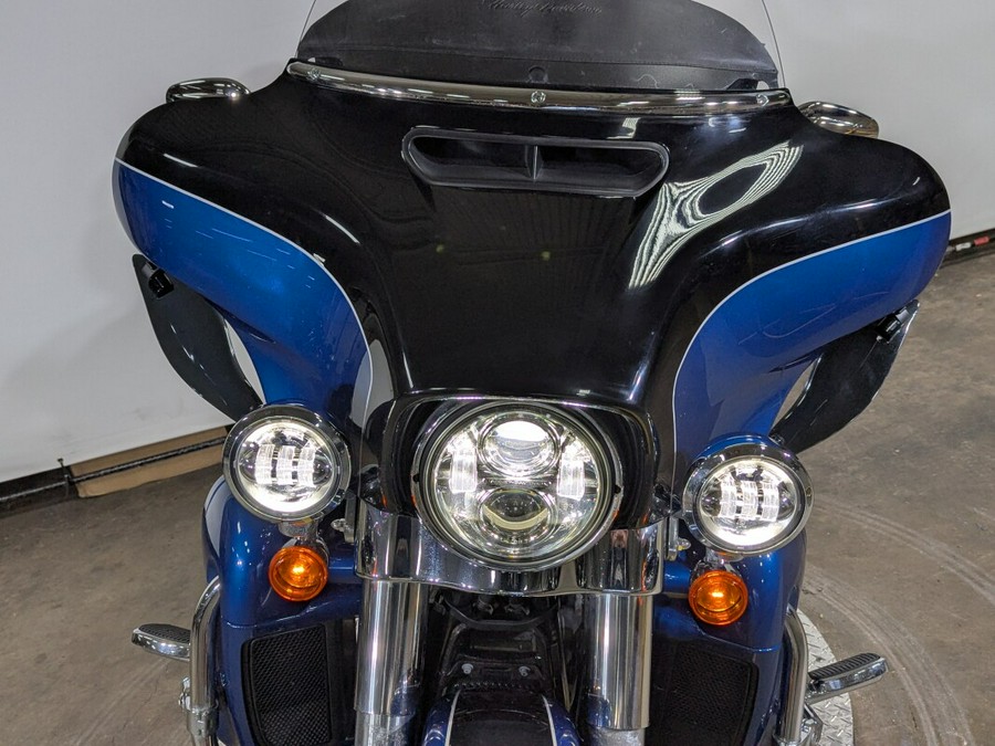 2022 Harley-Davidson Ultra Limited Reef Blue/Vivid Black