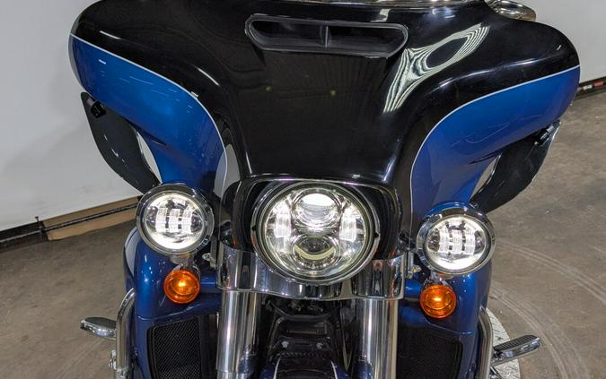 2022 Harley-Davidson Ultra Limited Reef Blue/Vivid Black