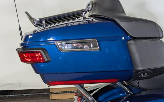 2022 Harley-Davidson Ultra Limited Reef Blue/Vivid Black