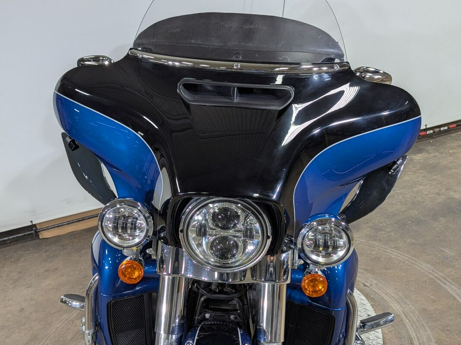 2022 Harley-Davidson Ultra Limited Reef Blue/Vivid Black