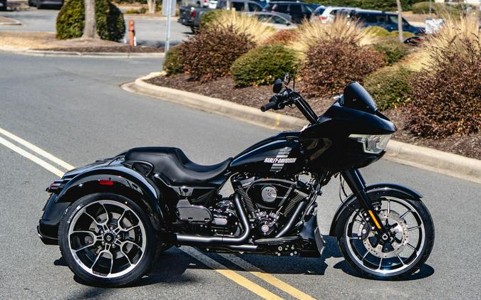 FLTRT 2026 Road Glide 3