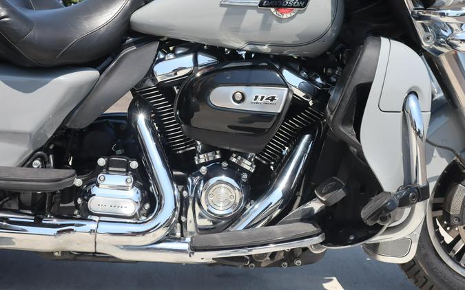 2024 Harley-Davidson Tri Glide Ultra (FLHTCUTG)