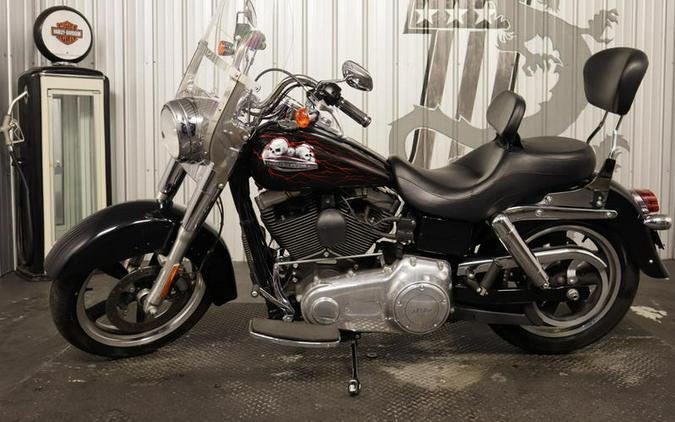 2013 Harley-Davidson® FLD - Dyna® Switchback™