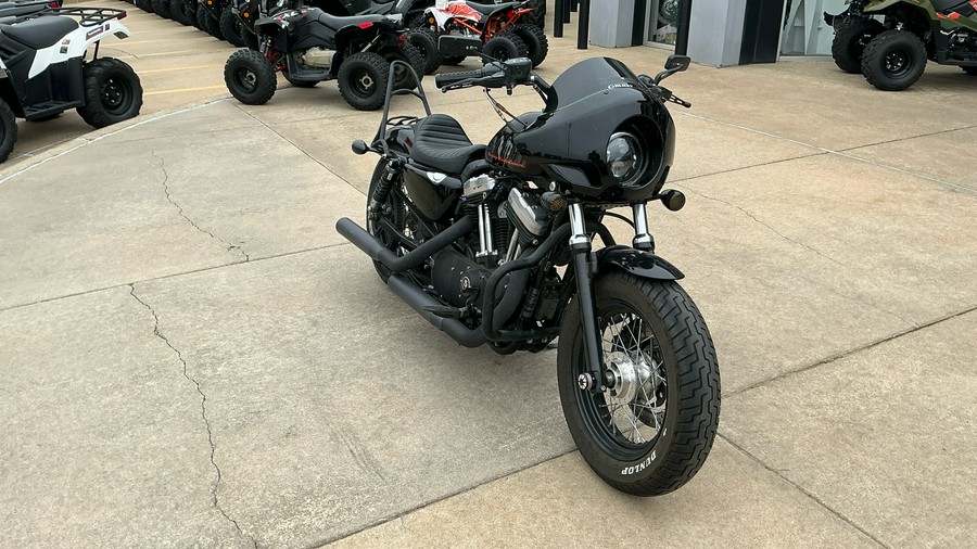 2012 Harley-Davidson® XL1200C 1200 Custom