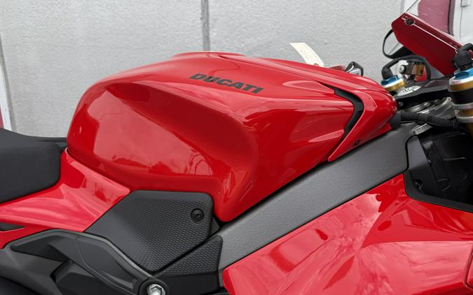 2025 Ducati Panigale V4 S - 00901C