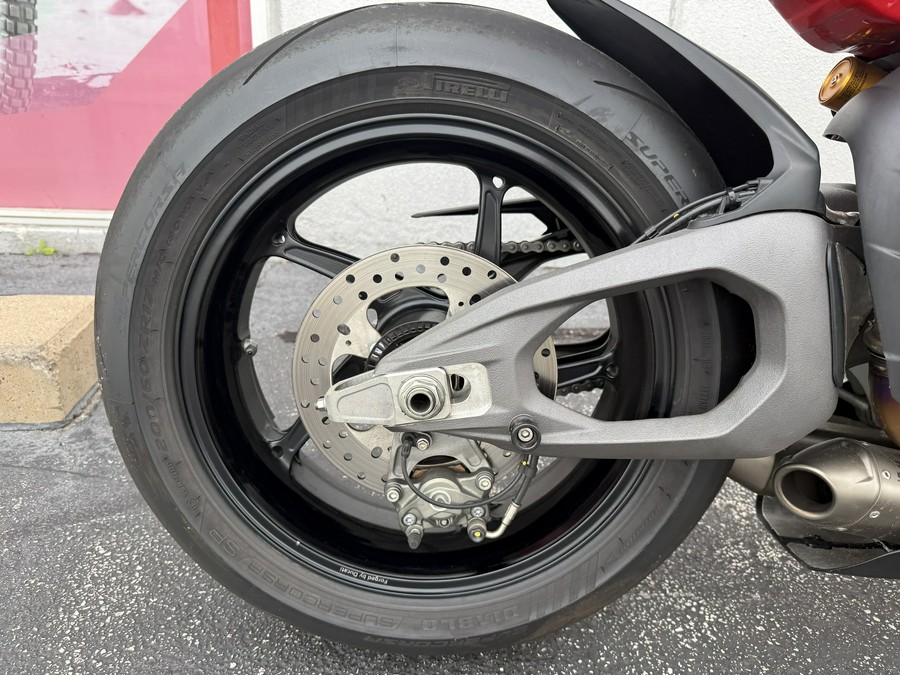 2025 Ducati Panigale V4 S - 00901C