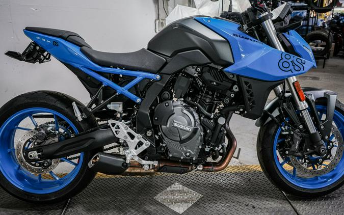 2023 Suzuki GSX-8S