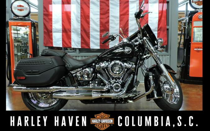 2020 Harley-Davidson FLHC Heritage Classic 107