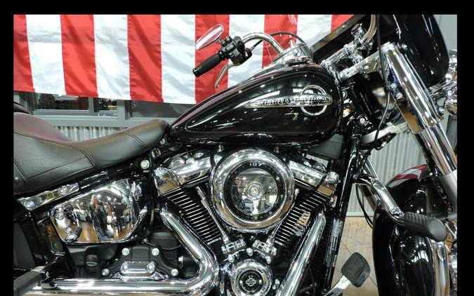 2020 Harley-Davidson FLHC Heritage Classic 107
