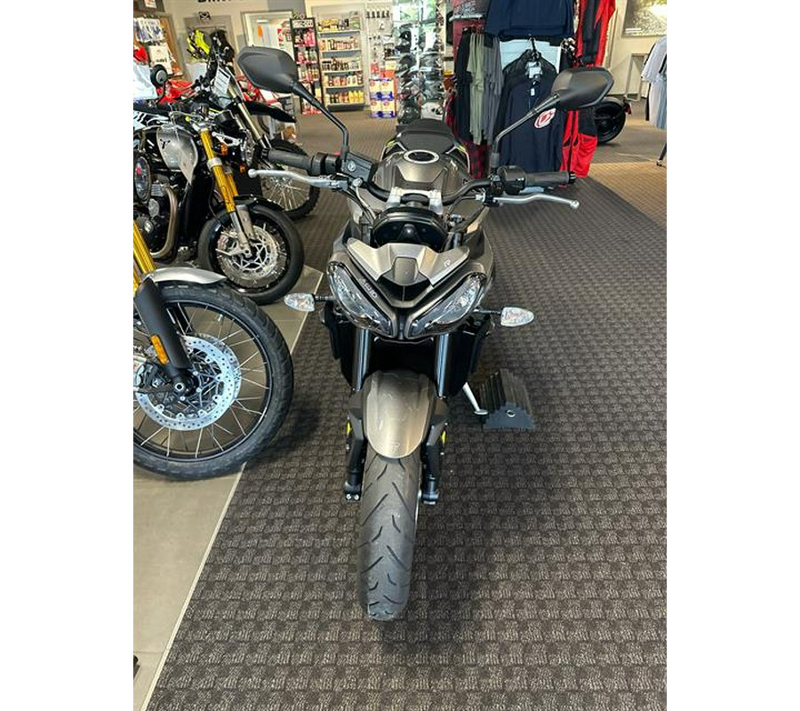 2024 Triumph Street Triple 765 R