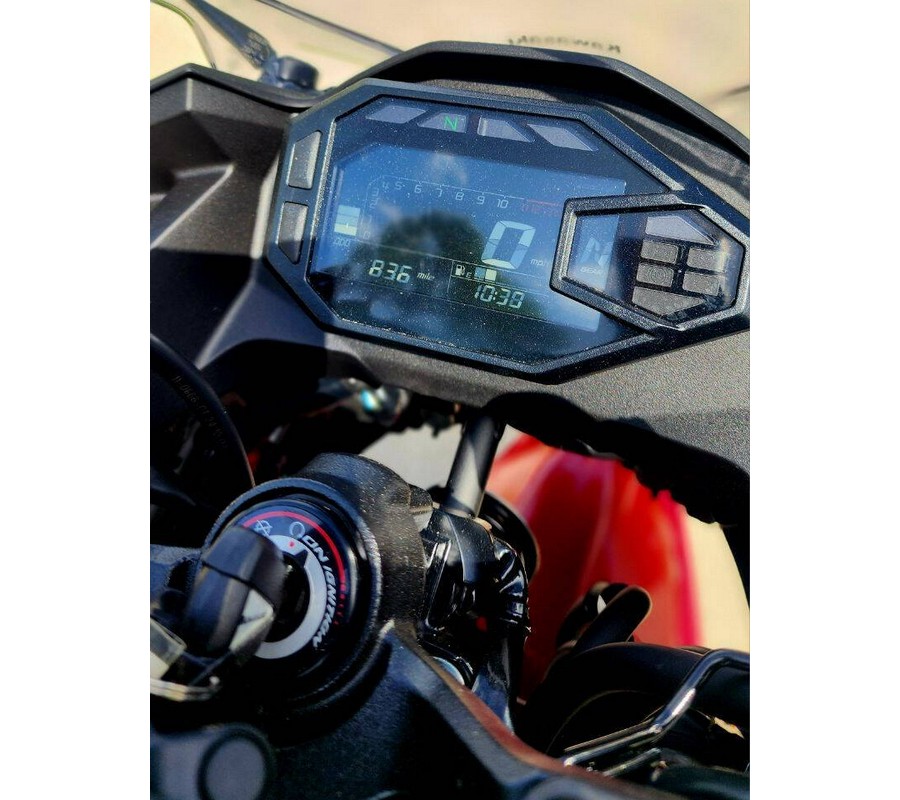 2025 Kawasaki NINJA 500 ABS