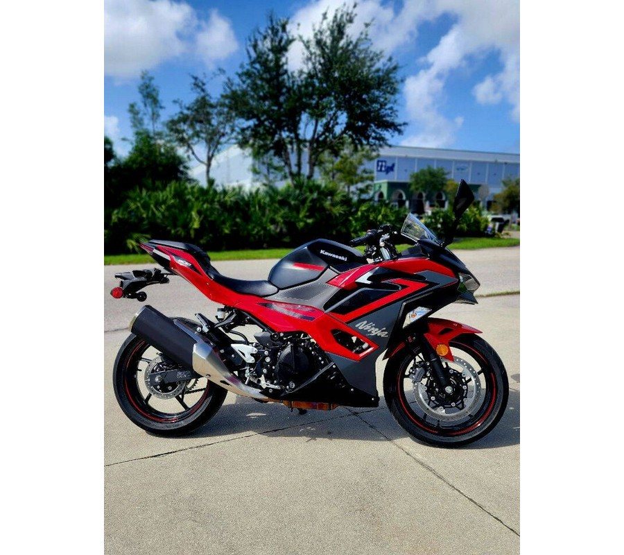 2025 Kawasaki NINJA 500 ABS