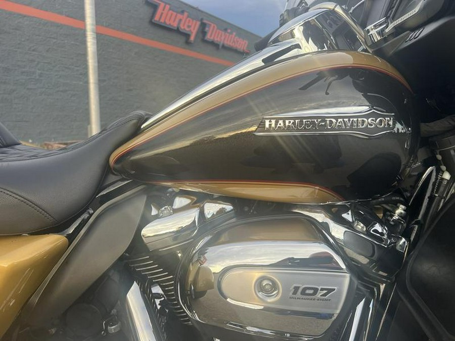 2017 Harley-Davidson® FLHTCUTG - Tri Glide® Ultra