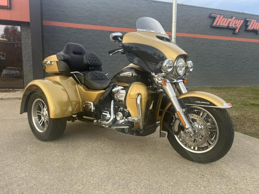 2017 Harley-Davidson® FLHTCUTG - Tri Glide® Ultra