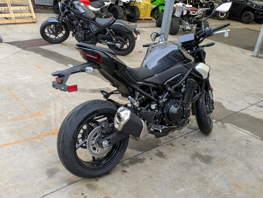 2025 Kawasaki Z900 ABS