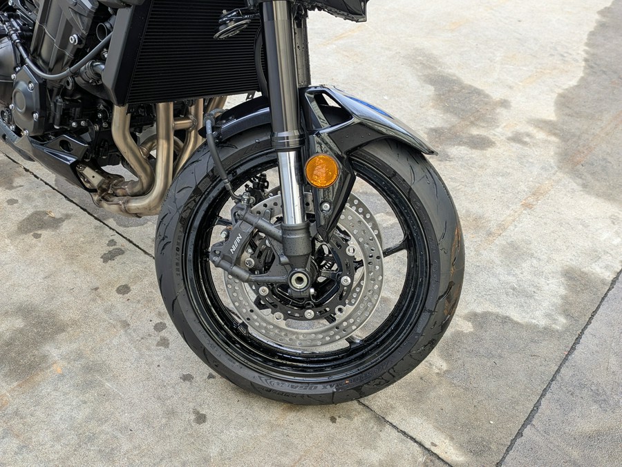 2025 Kawasaki Z900 ABS