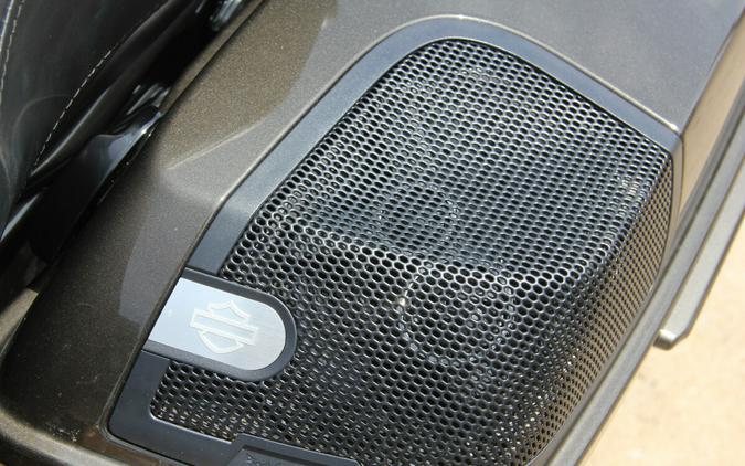 2021 Harley-Davidson CVO Street Glide