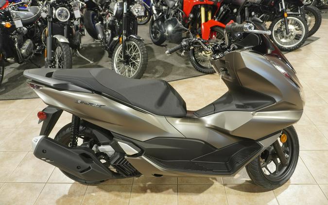 2023 Honda PCX150AP