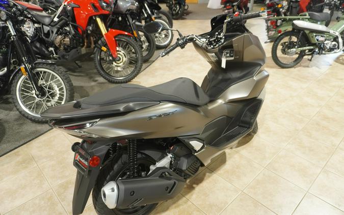 2023 Honda PCX150AP