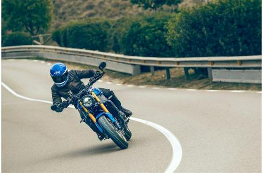 2023 Yamaha XSR900 CA