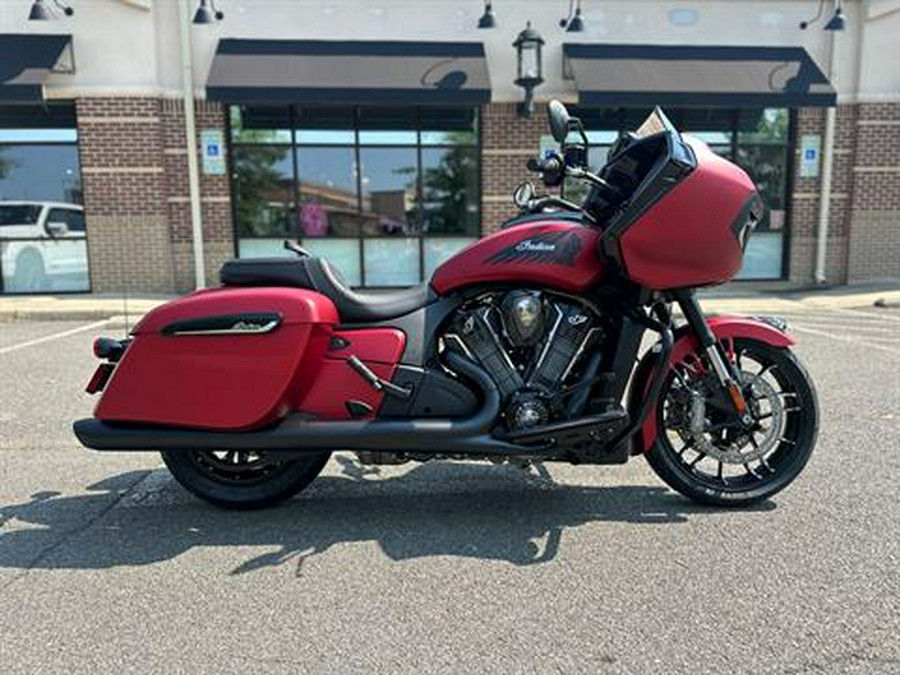 2024 Indian Motorcycle Challenger® Dark Horse®