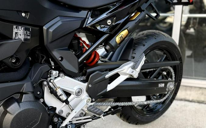 2026 BMW F 900 XR