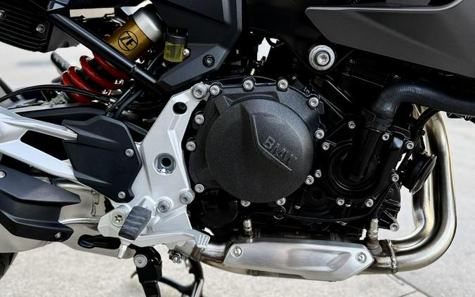 2026 BMW F 900 XR