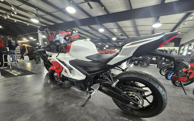 2026 Yamaha YZF-R3