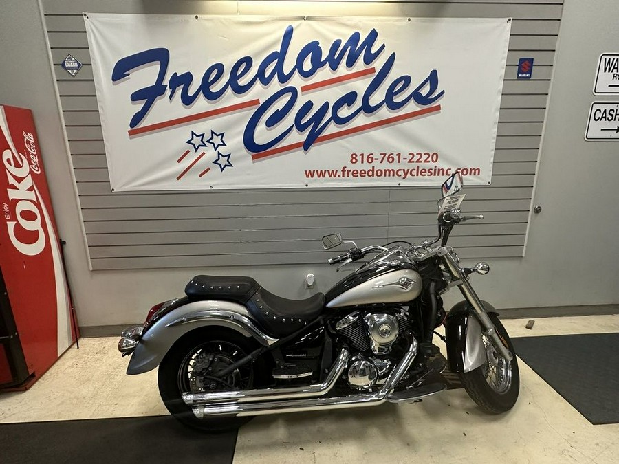 2011 Kawasaki Vulcan® 900 Classic LT