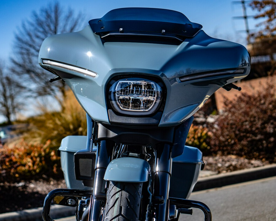 FLHX 2024 Street Glide®